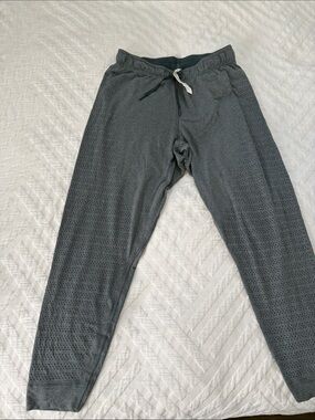 Women’s Lululemon Gray Athletic Jogger Pants Size 6
